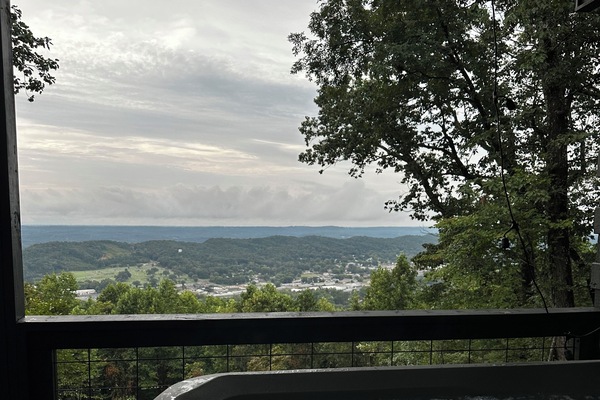 Banyera d'hidromassatge a l'aire lliure