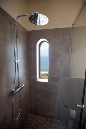 Shower, hair dryer, bidet, towels - Villa Palamara "The Tower" (Cefalù)
