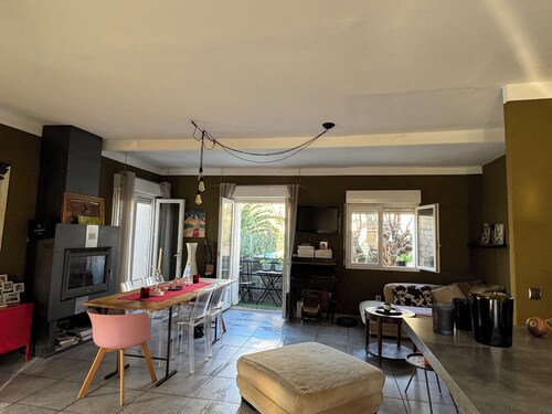 Beautiful apartment in large stone house in the heart of a Corsican village