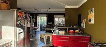 Bel appartement dans grande maison en pierre au cœur d’un village Corse