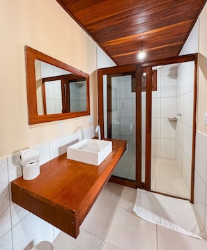 Comfort Double or Twin Room, Lanai, Garden View | Free WiFi