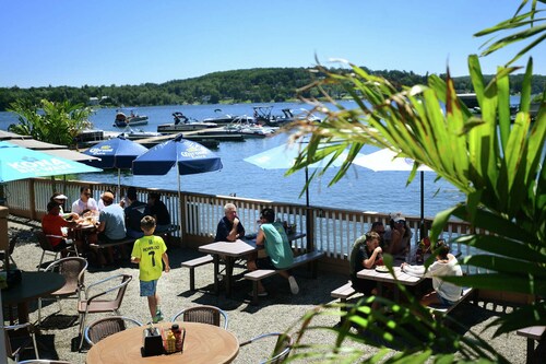 Hat City Danbury II, Welcome to your Retreat