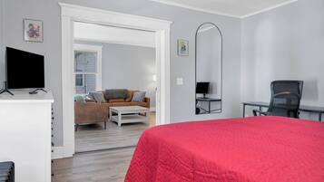 2 chambres, fer et planche à repasser, Wi-Fi, draps fournis