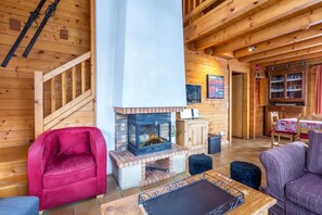 Interior - Chalet, balcony, fireplace or stove, tv, 105m², La Clusaz (La Clusaz)