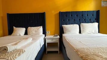 Habitación doble estándar | Wifi gratis y ropa de cama