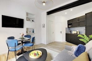 Apartment | Living area