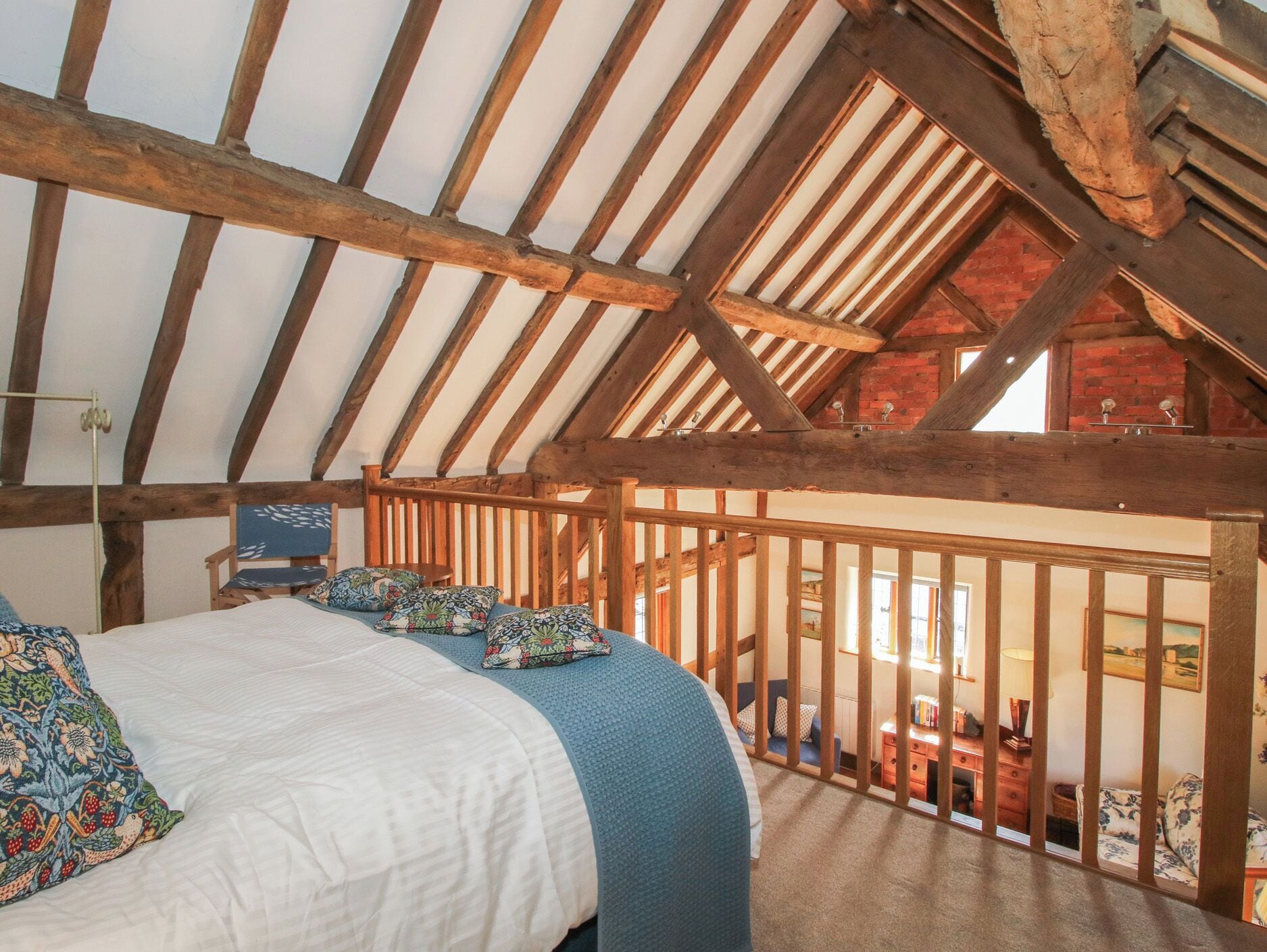 1 bedroom, individually decorated, individually furnished, free WiFi