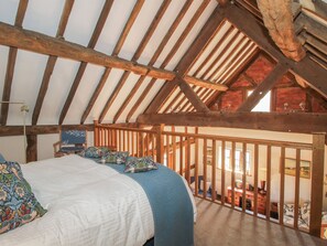 1 Schlafzimmer, individuell dekoriert, individuell eingerichtet