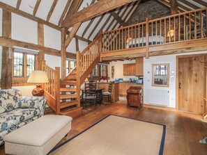 Living area - Courtyard Cottage (Church Stretton)