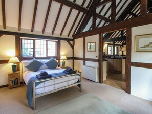 1 chambre, décoration personnalisée, ameublement personnalisé