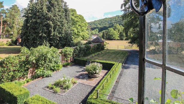 Unclassified image, 1 of 38, button - The Coach House (Church Stretton)
