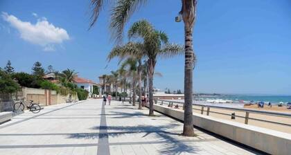 Il Mare a Pochi Passi