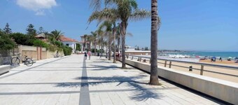 Il Mare a Pochi Passi