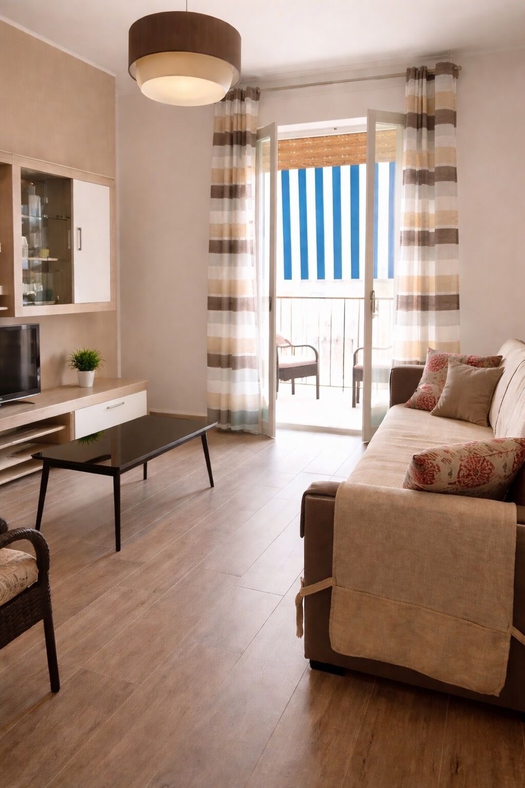 Apartment, Beach View | Living area