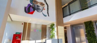 Studio VIBE (NEW) - Sophistication and Comfort - Near Liga Arena