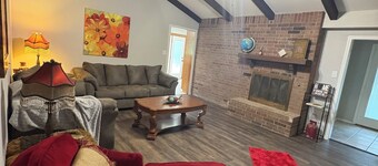 4 bedroom home right across from Weeks Park Golf course!