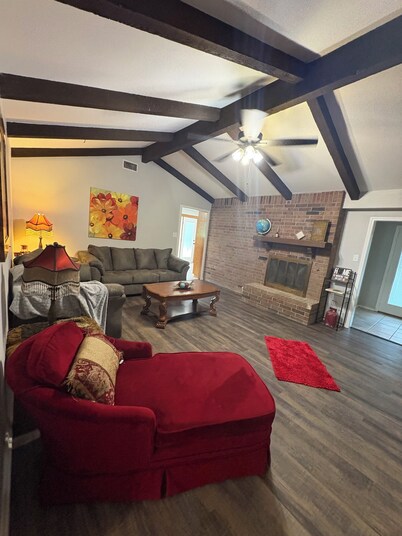 4 bedroom home right across from Weeks Park Golf course!