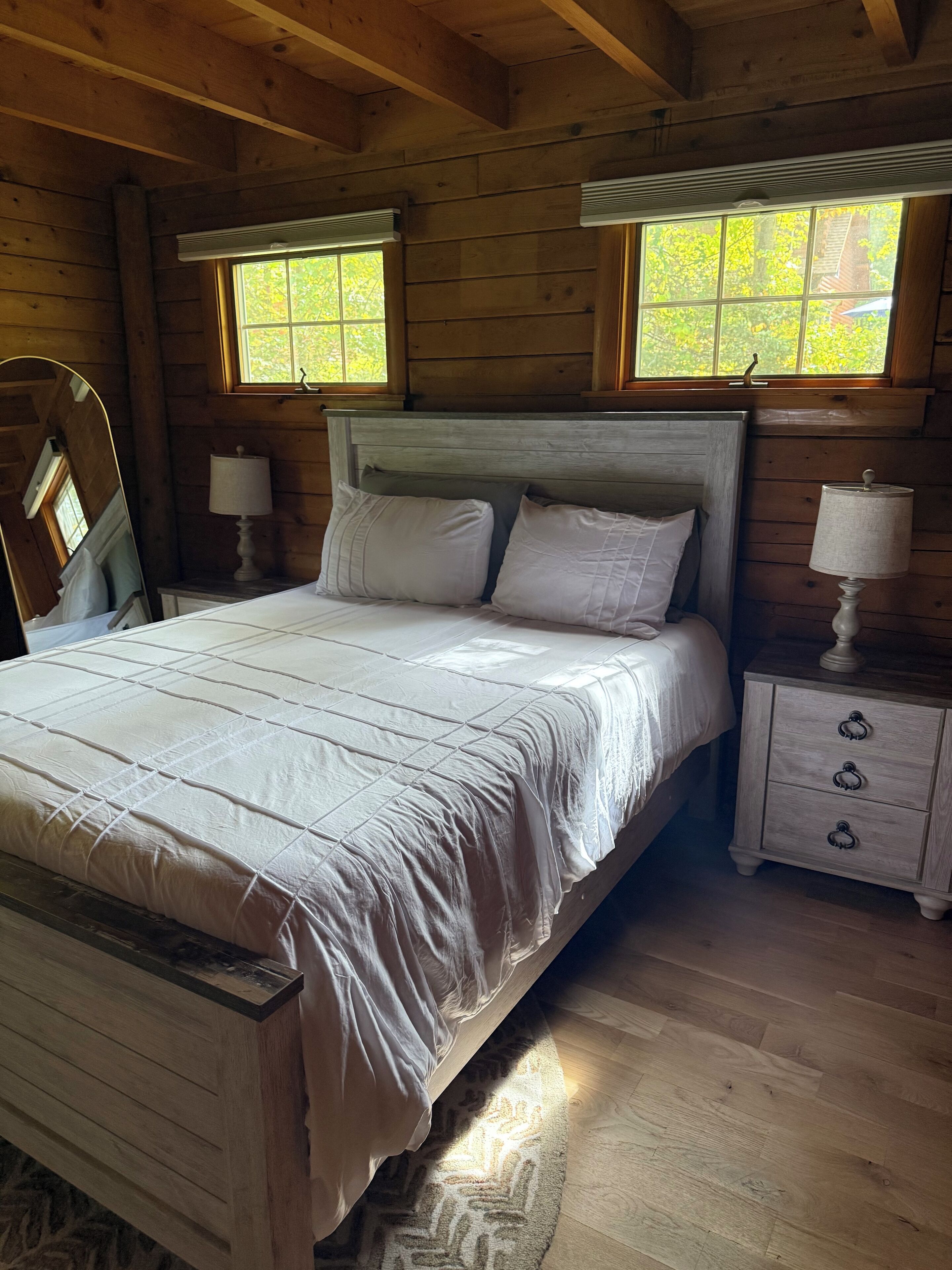 3 bedrooms, desk, free WiFi, bed sheets