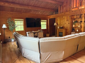 Télévision, cheminée