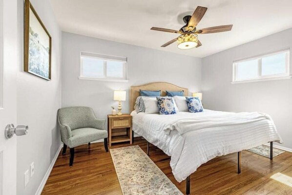 2 bedrooms, desk, iron/ironing board, travel cot