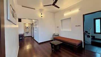 Jasmine - Second Floor | Living area