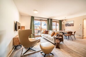TV - 100m from resort center, 2nd floor, view village, terrace, tv, 84m², Morzine (Morzine)