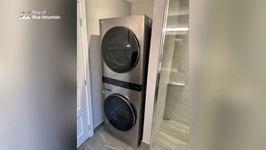 8 habitaciones y acceso a internet