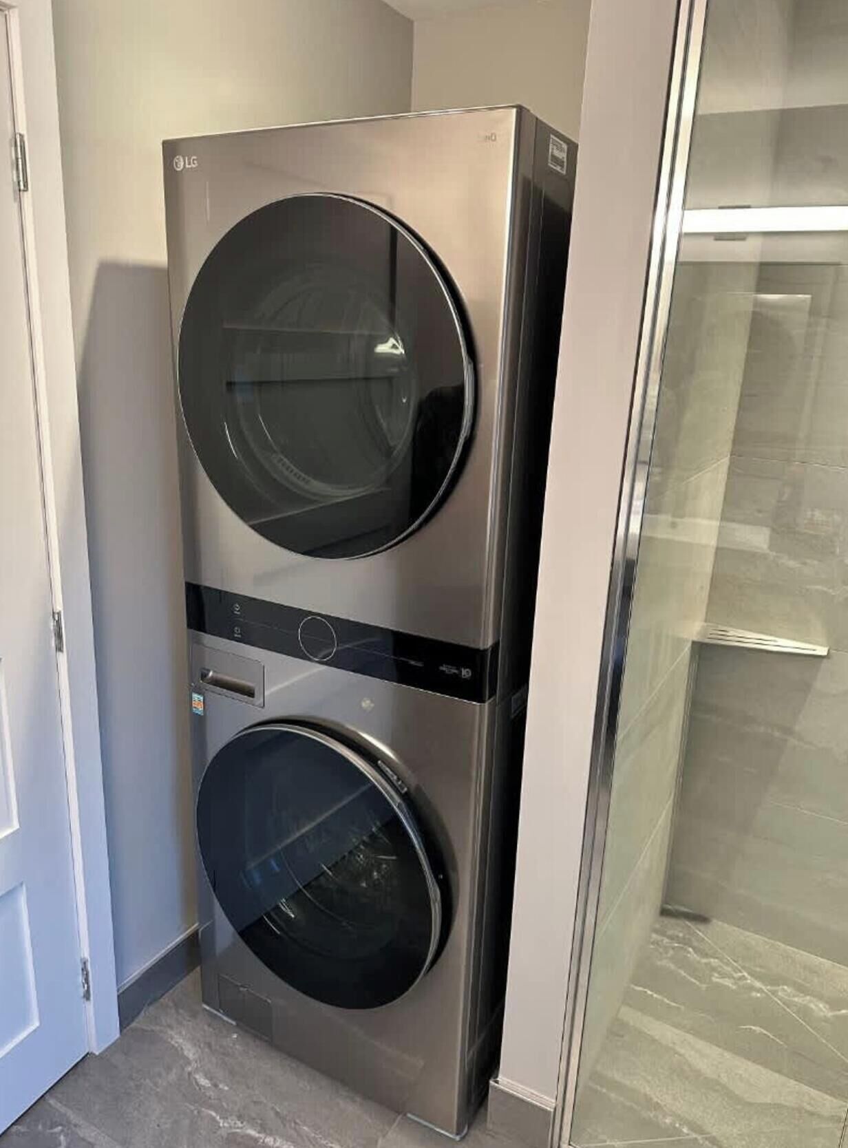 House | 8 bedrooms, Internet