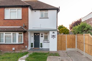 3 عدّة غرف نوم