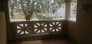 2 عدّة غرف نوم