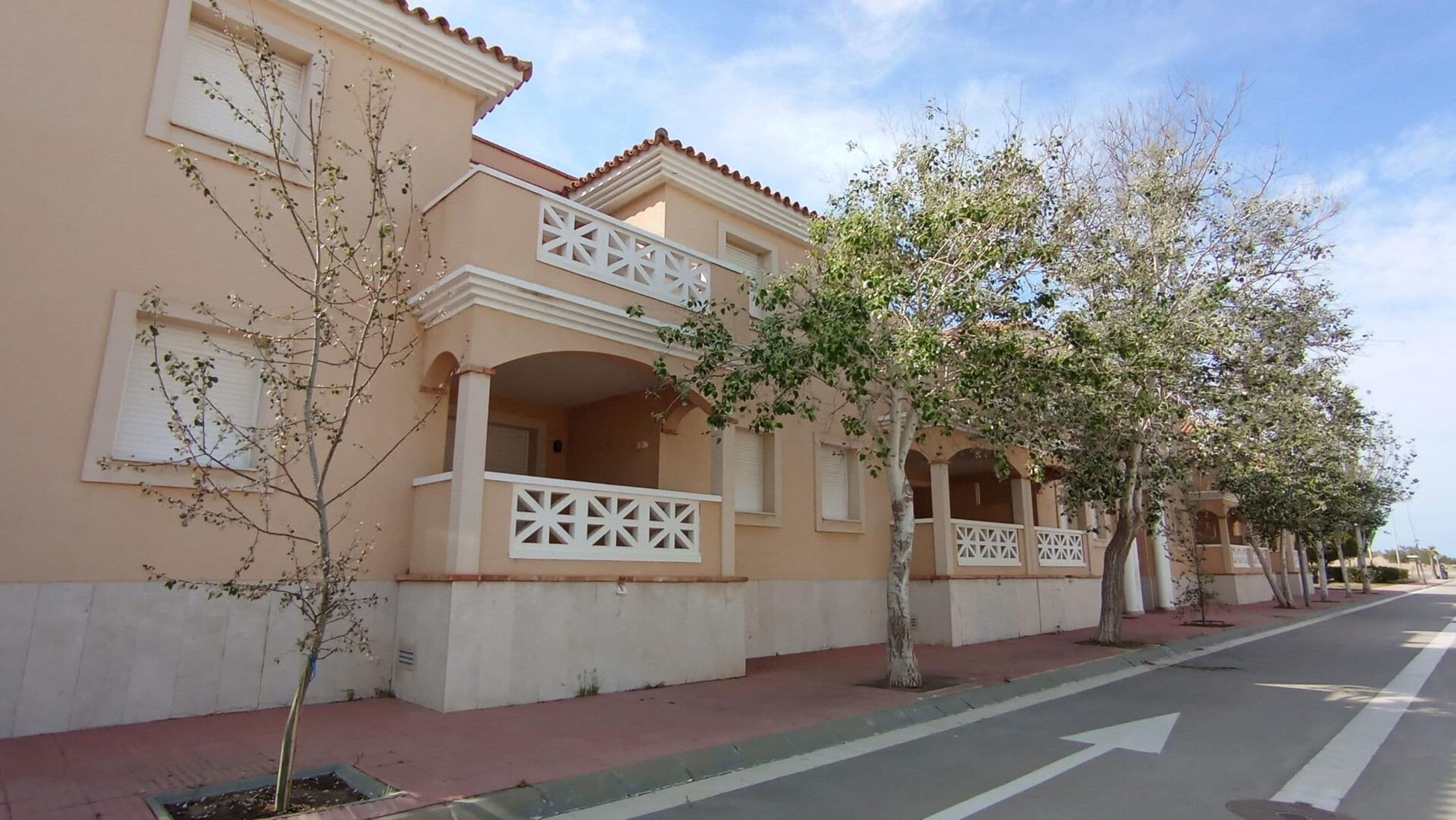 2 عدّة غرف نوم