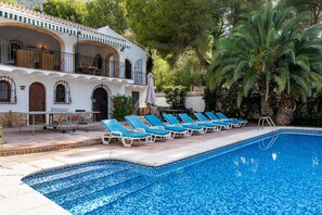 Villa | 4 bedrooms - Villa Rosa in Javea With 4 Bedrooms and 3 Bathrooms (Javea)