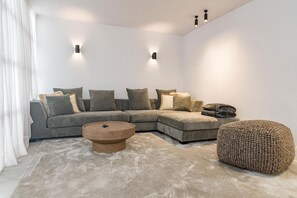 Villa, Accessible | 6 bedrooms