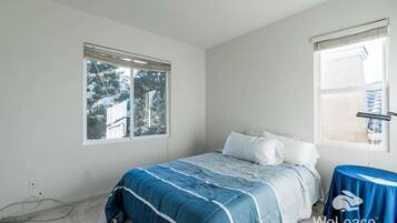 House | 5 bedrooms, Internet