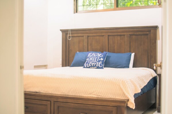 3 chambres, accès Internet, draps fournis