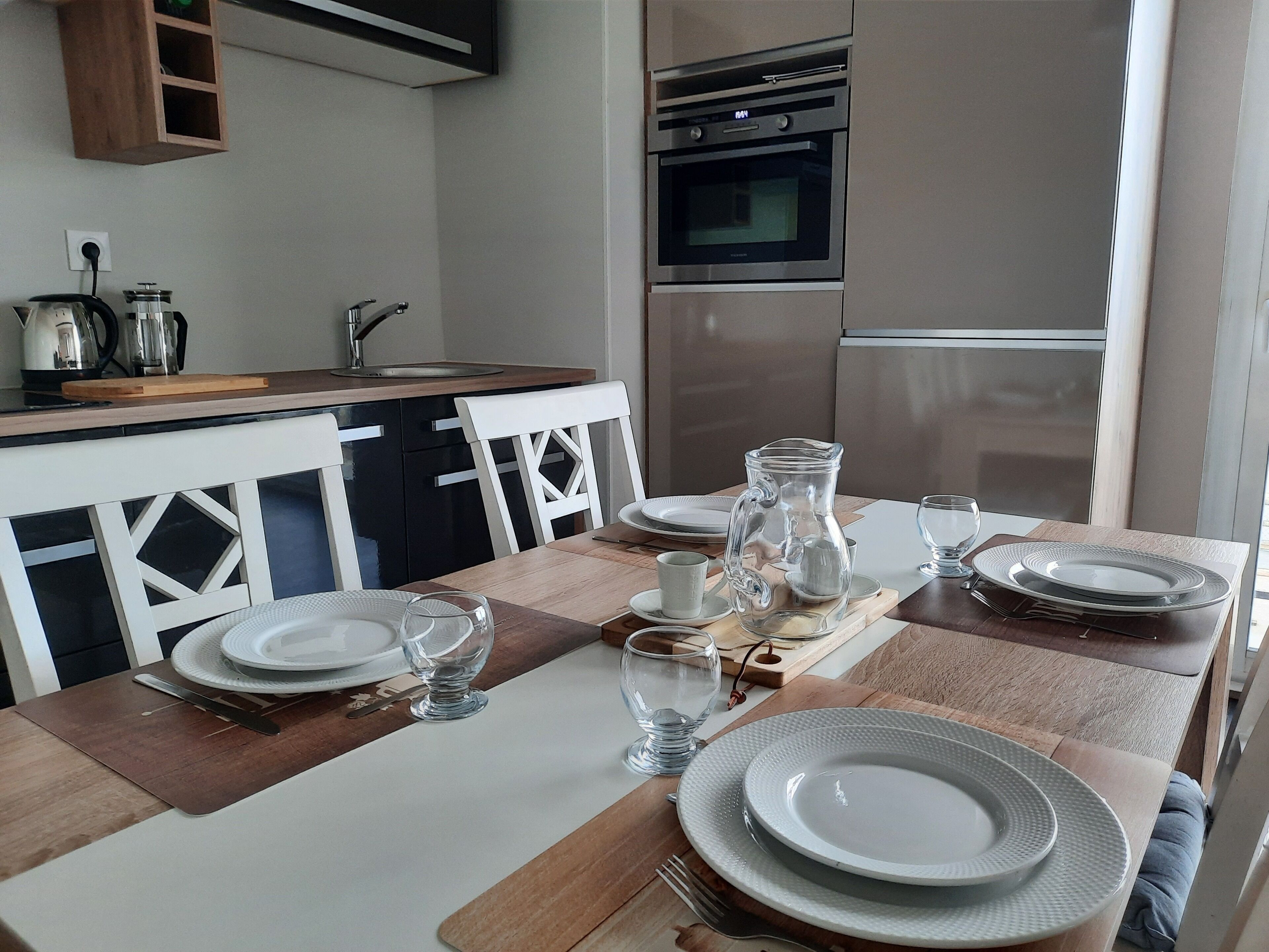 Microonde, forno, piano cottura, lavastoviglie