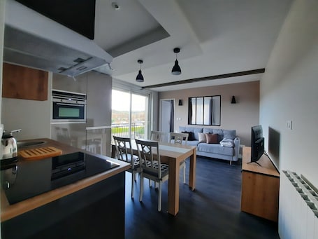 Interior. The magnolia