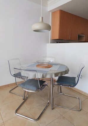 Dining - Vacation 'Vista Bahia' with Sea View, Shared Pool and Wi-Fi (Porís de Abona)