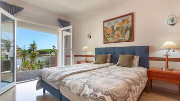 3 slaapkamers, een strijkplank/strijkijzer, wifi, beddengoed