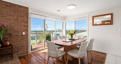 Coastal retreat with 3 bedrooms, studio, pool room and panoramic views.