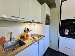 Oppvaskmaskin og kaffetrakter/tekoker