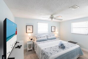 2 bedrooms, WiFi - A05 - Breathe Easy on Siesta Key (Sarasota)