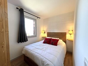 1 bedroom, WiFi - 230m from shops, 3rd floor, view valley, balcony, tv, 33m², Méribel-Mottaret (Méribel - Les Allues)