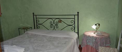 2 chambres, lit parapluie, Wi-Fi gratuit, draps fournis
