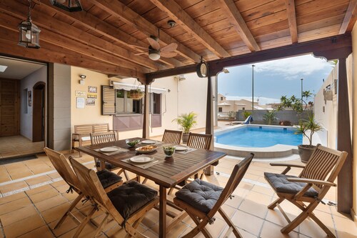 Vacaciones 'El Chocito' con Piscina Privada, Wi-Fi y Aire Acondicionado