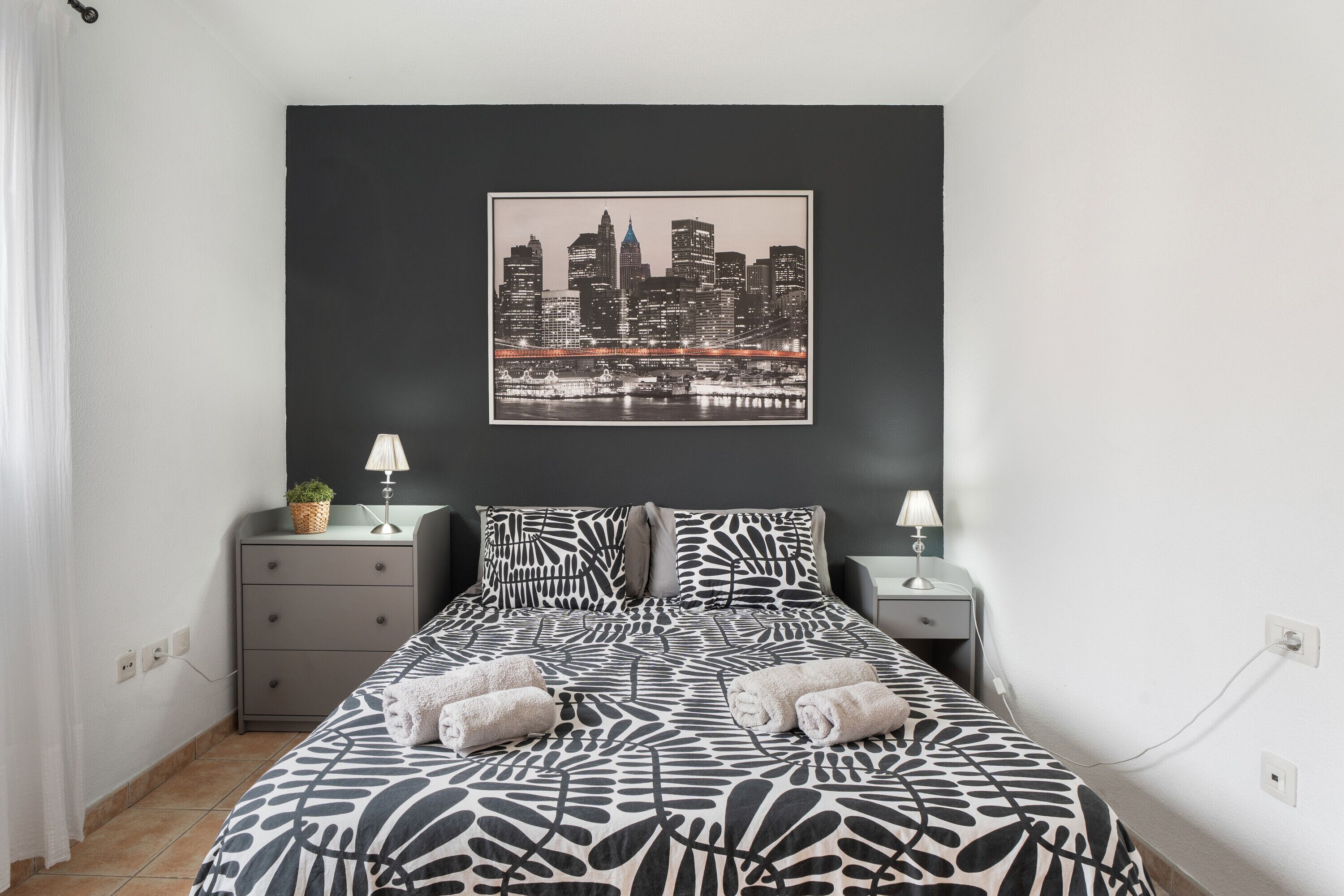 4 slaapkamers, een strijkplank/strijkijzer, wifi, beddengoed