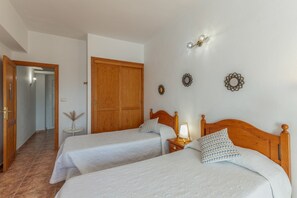 1 室のベッドルーム、WiFi、ベッドシーツ