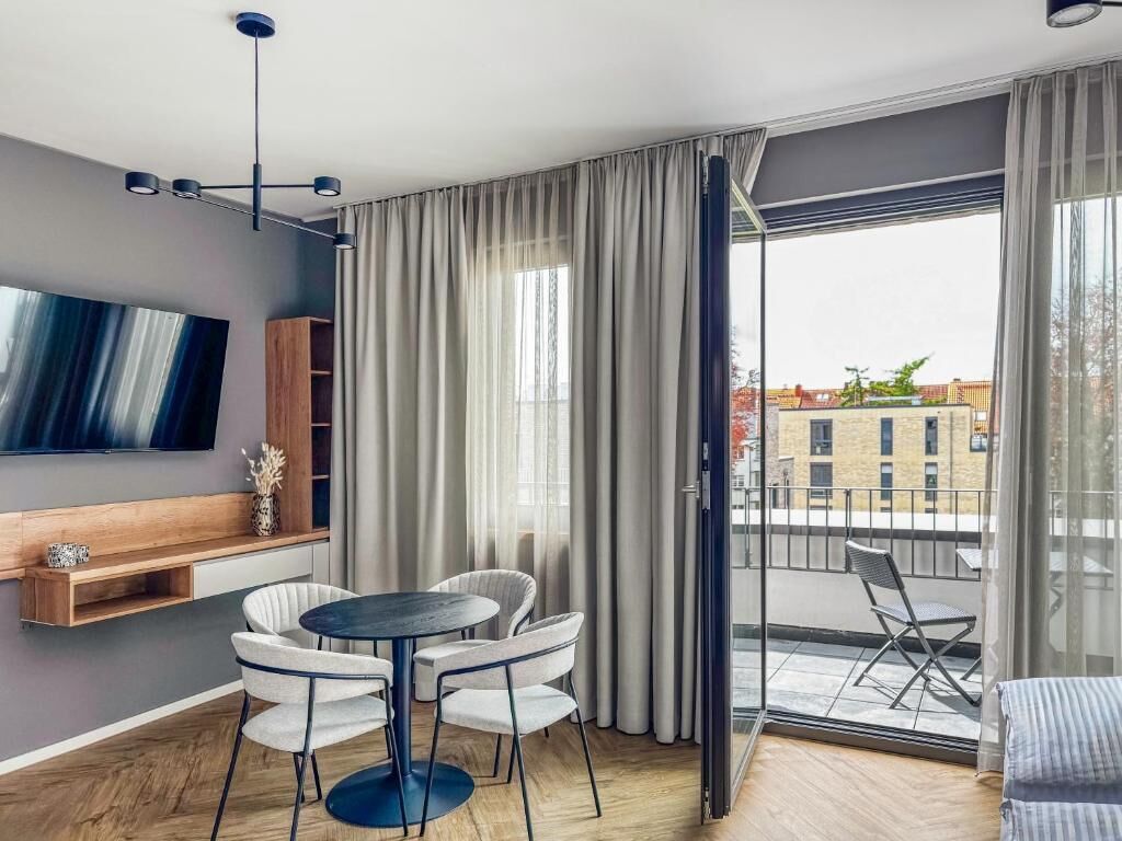 Deluxe Double Room | Desk, laptop workspace, iron/ironing board, free WiFi