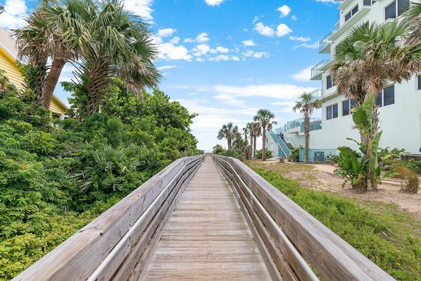 House, Multiple Beds (Son and Surf) | Property grounds