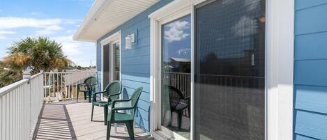 House, Multiple Beds (Son and Surf) | Terrace/patio